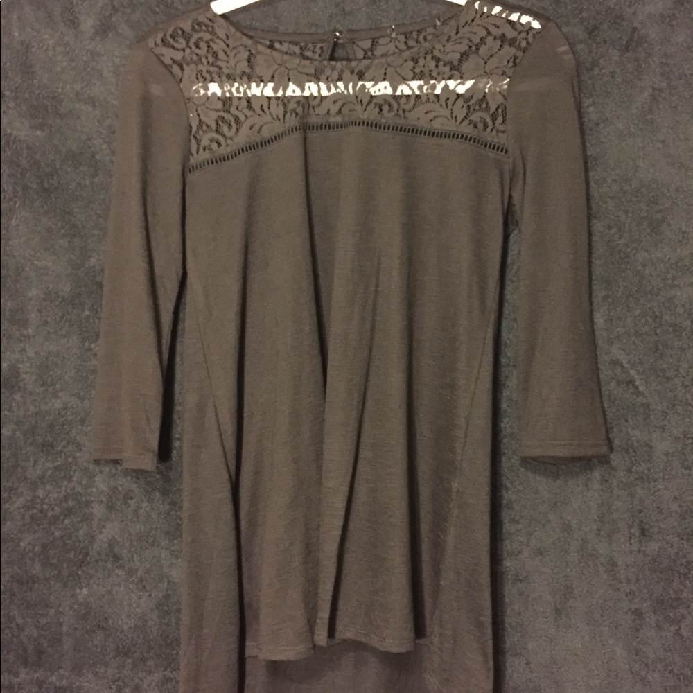 BLACK BLOUSE